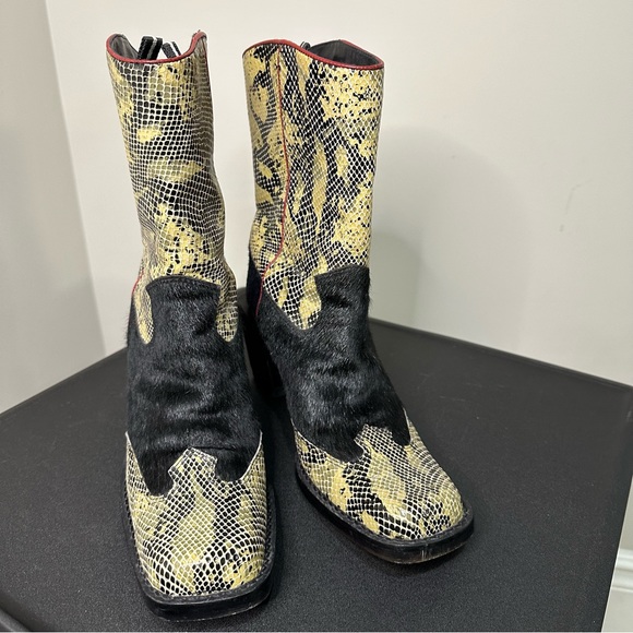 Vintage Western Cow Hair and Snake Skin Cowboy Boots with Square Toe - Picture 7 of 16